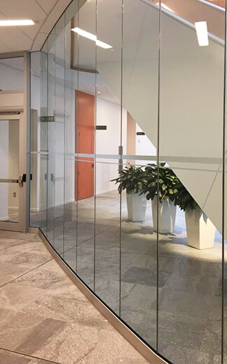 Vitrage intérieur de bâtiment 